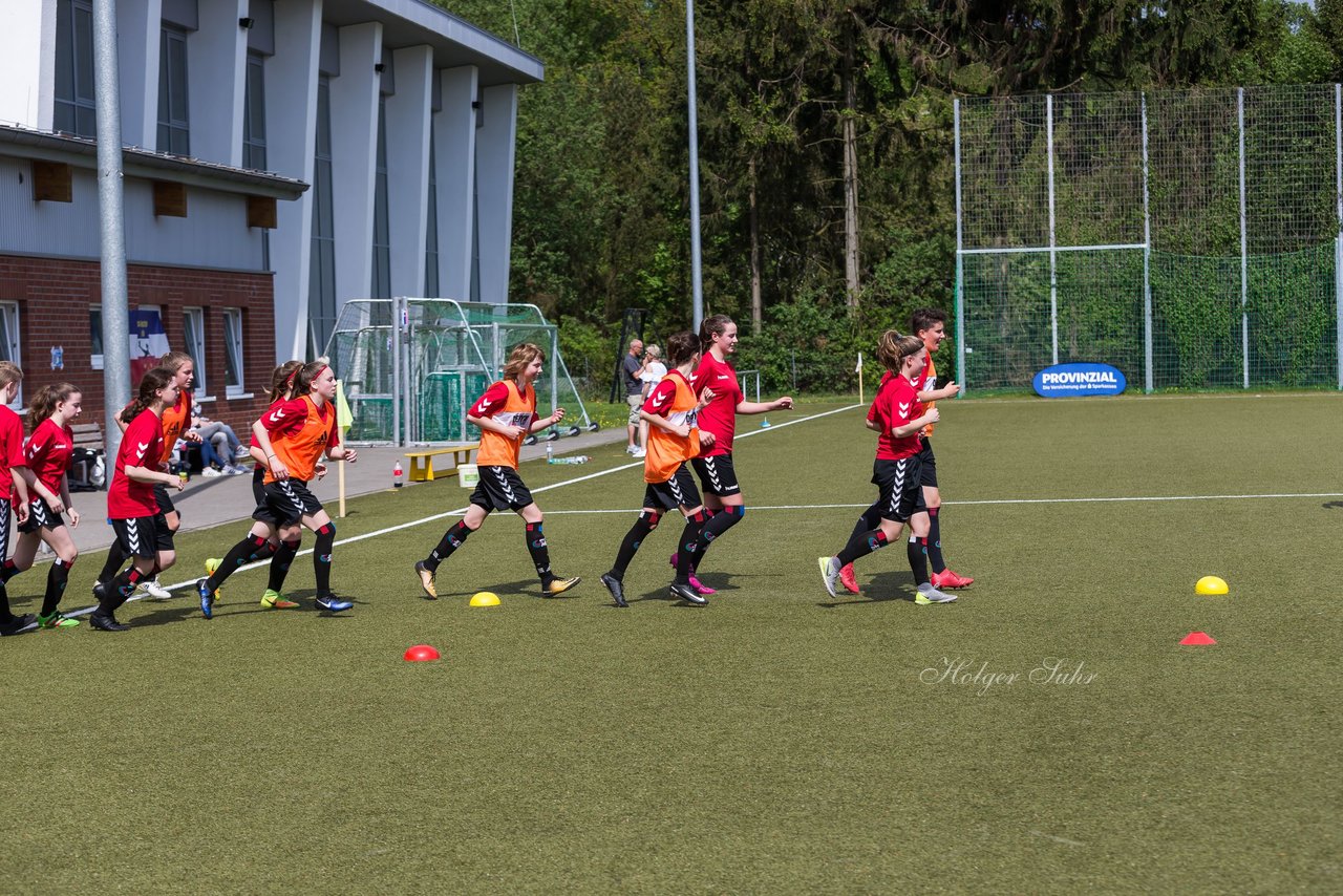 Bild 65 - B-Juniorinnen Pokalfinale SV Henstedt Ulzburg - SG Holstein Sued : 2:0